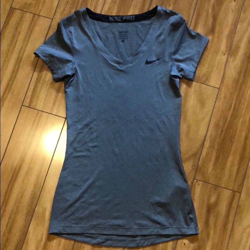 Nike Pro T-shirt